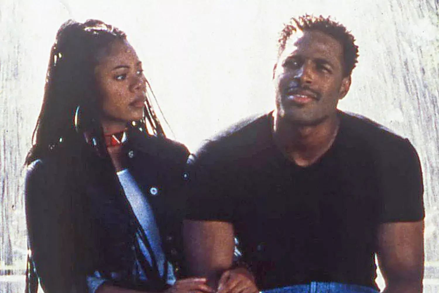Regina Hall wonders if Brenda and Ray are married in Scary Movie sequel: He 'was having issues back then'
